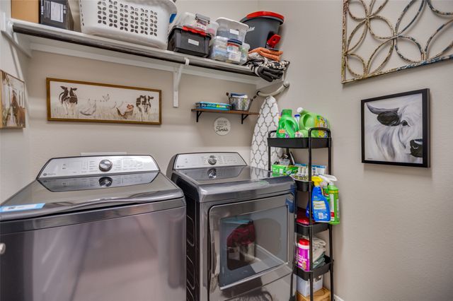2063 Spotted Fawn Drive, Arlington, TX 76005
