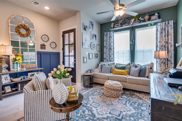 2063 Spotted Fawn Drive, Arlington, TX 76005