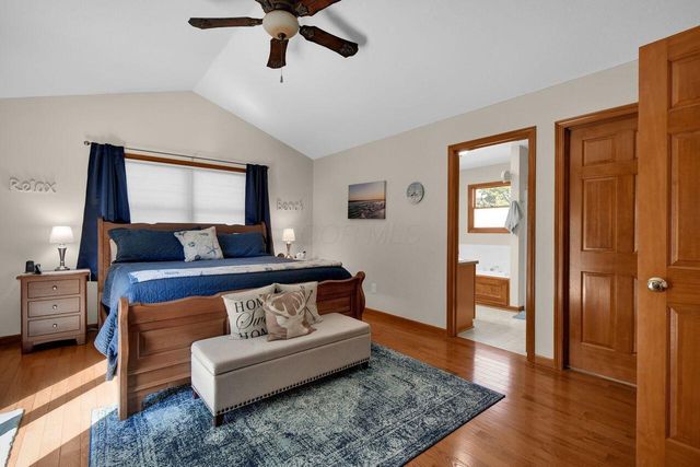 26 Bluegrass Drive SW, Pataskala, OH 43062