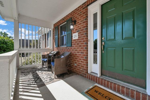 26 Bluegrass Drive SW, Pataskala, OH 43062