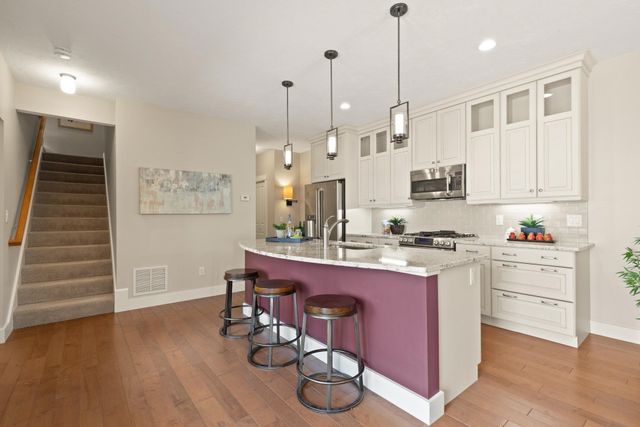 40 Tall Pine Dr 2, Sudbury, MA 01776