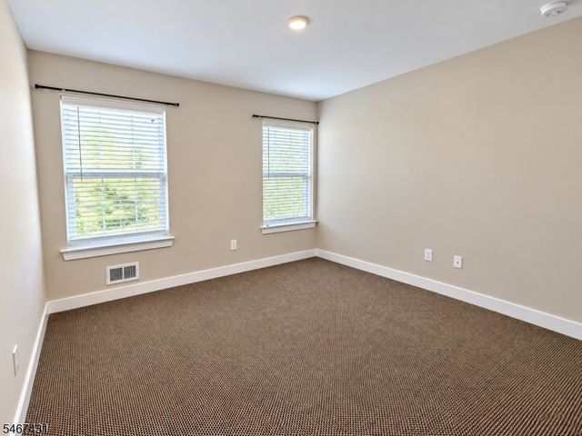 86 Sowers Dr, Mount Olive Twp., NJ 07840