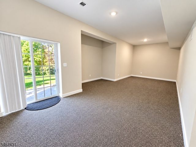 86 Sowers Dr, Mount Olive Twp., NJ 07840