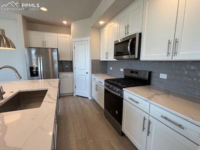 7053 Knapp Drive, Colorado Springs, CO 80924