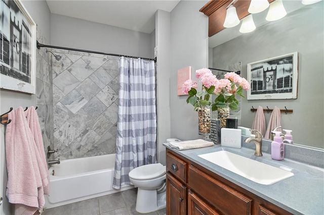 15941 W 163rd Terrace, Olathe, KS 66062