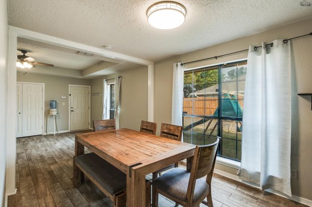 4832 ROYAL OAK STREET, Wichita Falls, TX 76308