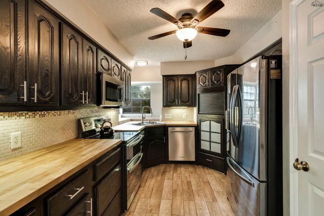 4832 ROYAL OAK STREET, Wichita Falls, TX 76308