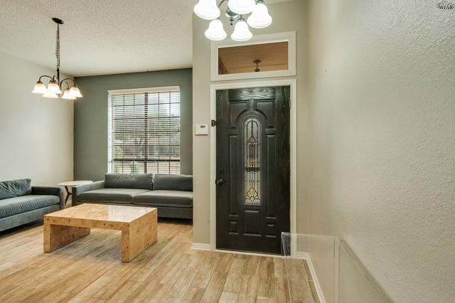 4832 ROYAL OAK STREET, Wichita Falls, TX 76308