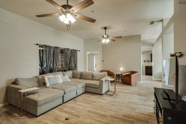 4832 ROYAL OAK STREET, Wichita Falls, TX 76308