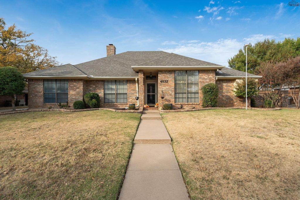 4832 ROYAL OAK STREET, Wichita Falls, TX 76308