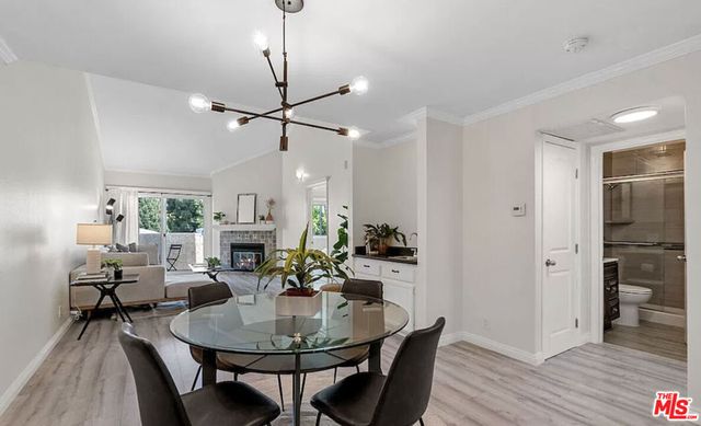 11930 Avon Way 207, Los Angeles, CA 90066