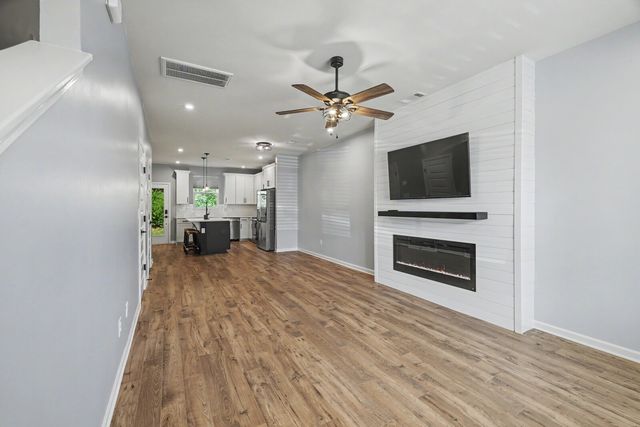 1233 Hope Village Way, Hermitage, TN 37076