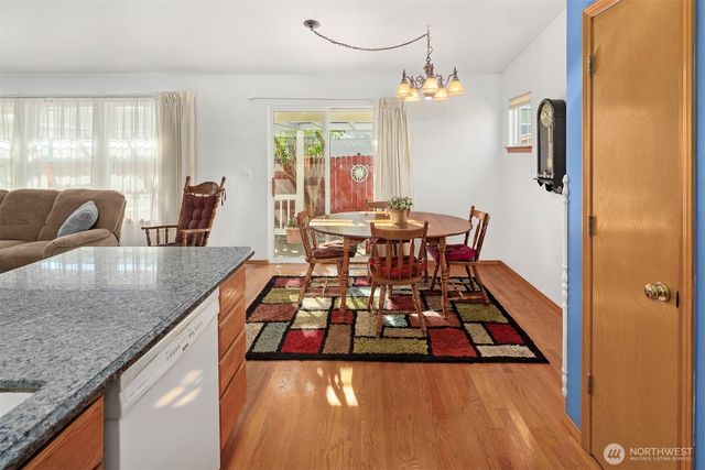 24321 119th Avenue SE, Kent, WA 98030