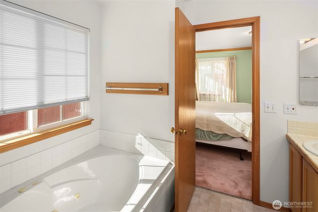 24321 119th Avenue SE, Kent, WA 98030