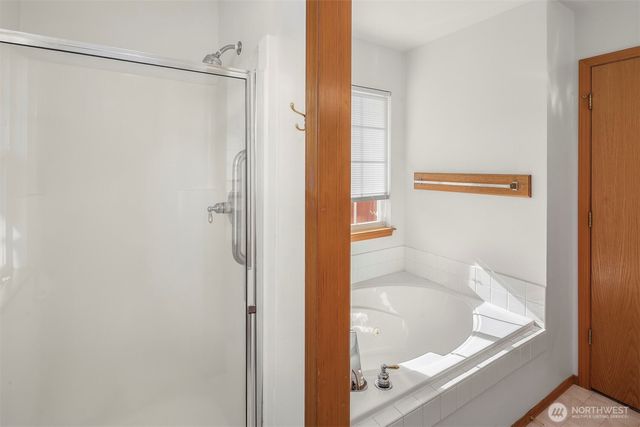 24321 119th Avenue SE, Kent, WA 98030