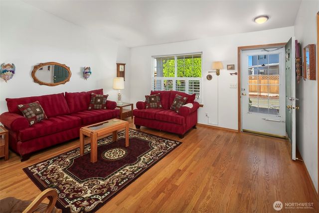 24321 119th Avenue SE, Kent, WA 98030