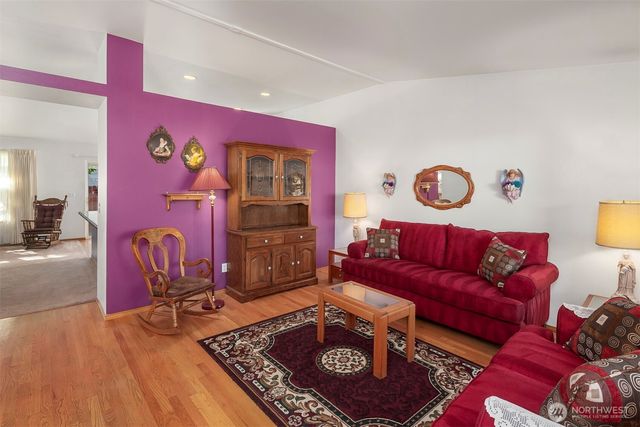 24321 119th Avenue SE, Kent, WA 98030