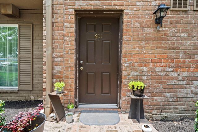 351 N Post Oak Lane 601, Houston, TX 77024