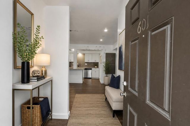 351 N Post Oak Lane 601, Houston, TX 77024