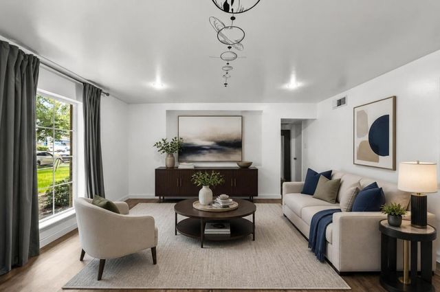 351 N Post Oak Lane 601, Houston, TX 77024