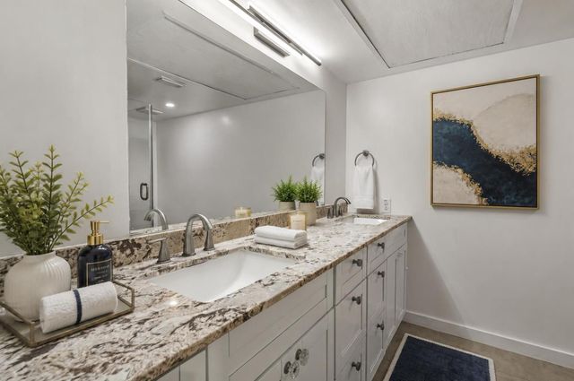 351 N Post Oak Lane 601, Houston, TX 77024