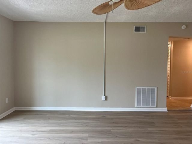 5521 BAY BOULEVARD 103, Port Richey, FL 34668