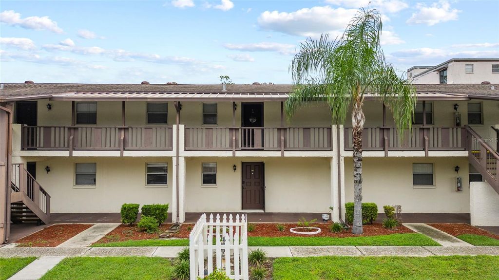 5521 BAY BOULEVARD 103, Port Richey, FL 34668