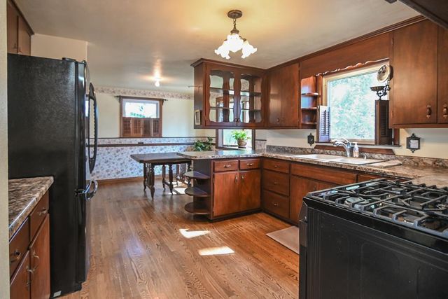 1321 WIESNER STREET, Green Bay, WI 54304