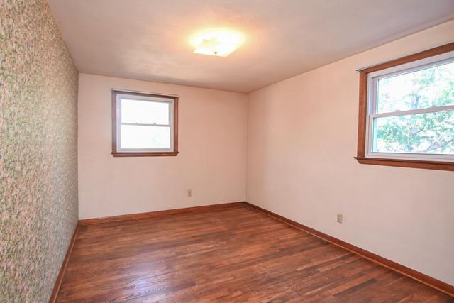 1321 WIESNER STREET, Green Bay, WI 54304