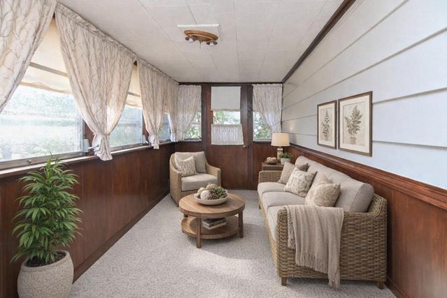 1321 WIESNER STREET, Green Bay, WI 54304