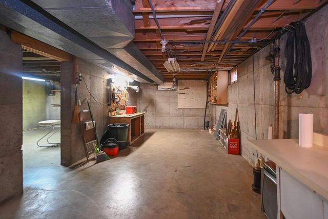 1321 WIESNER STREET, Green Bay, WI 54304