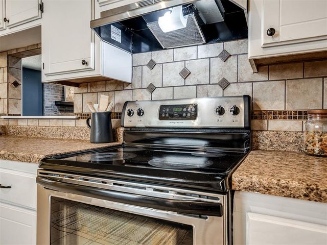 10425 Dover Drive, Yukon, OK 73099