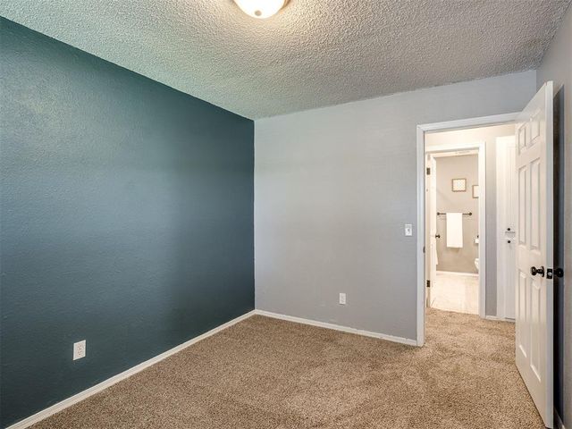 10425 Dover Drive, Yukon, OK 73099