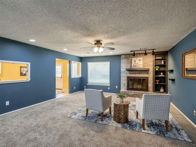 10425 Dover Drive, Yukon, OK 73099