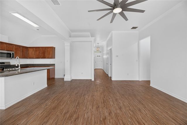 3913 Las Bahias Dr, Corpus Christi, TX 78414