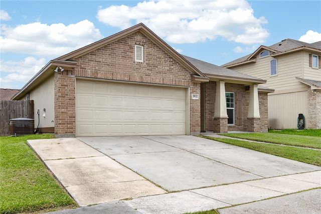 3913 Las Bahias Dr, Corpus Christi, TX 78414