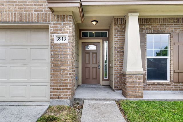 3913 Las Bahias Dr, Corpus Christi, TX 78414