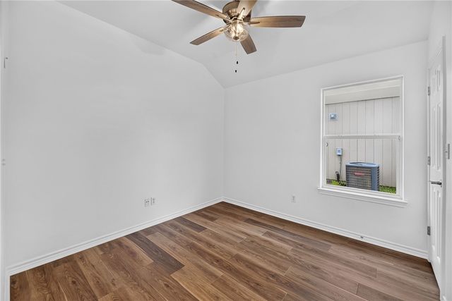 3913 Las Bahias Dr, Corpus Christi, TX 78414