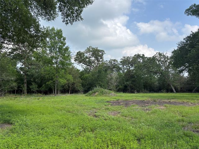 4001 Counsil Lane, Brenham, TX 77833