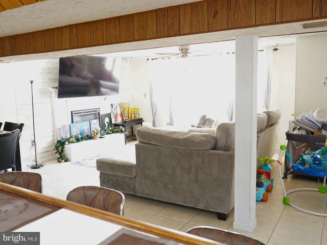 12826 GLYNIS RD, Clinton, MD 20735