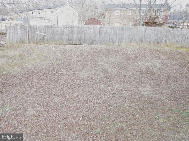 12826 GLYNIS RD, Clinton, MD 20735