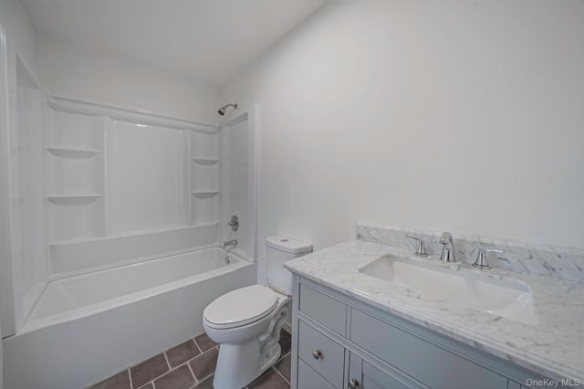 38 Hopes Avenue, Holtsville, NY 11742