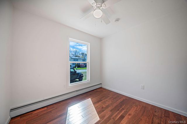 38 Hopes Avenue, Holtsville, NY 11742