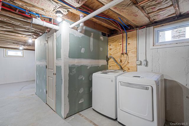 38 Hopes Avenue, Holtsville, NY 11742