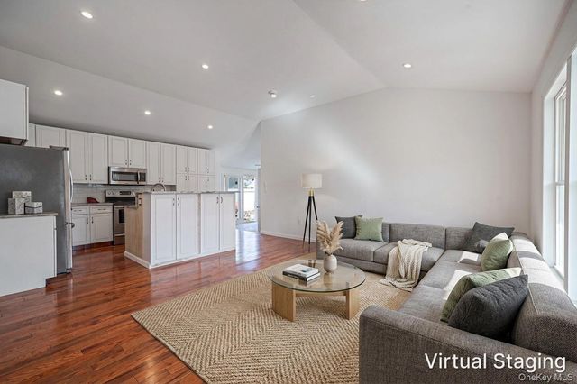 38 Hopes Avenue, Holtsville, NY 11742