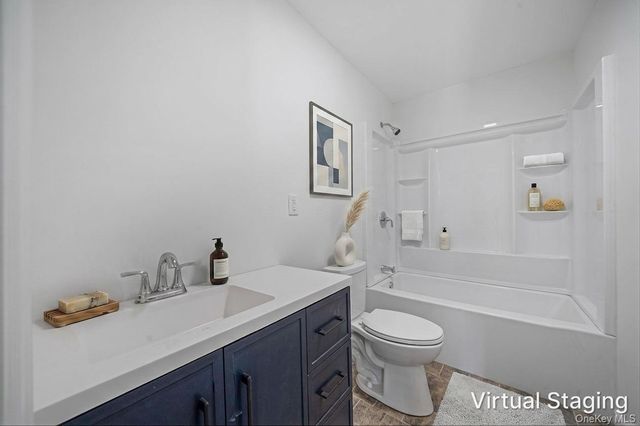 38 Hopes Avenue, Holtsville, NY 11742