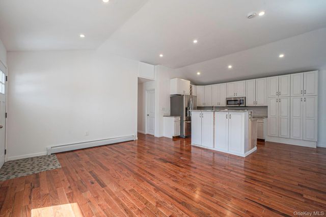 38 Hopes Avenue, Holtsville, NY 11742