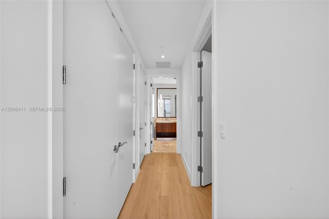 175 SE 25th Road 1202, Miami, FL 33129