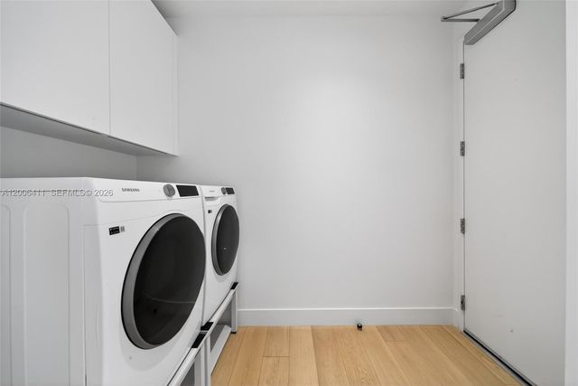 175 SE 25th Road 1202, Miami, FL 33129