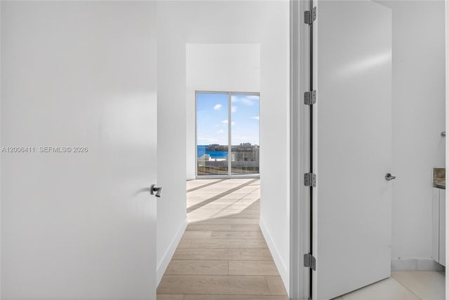 175 SE 25th Road 1202, Miami, FL 33129